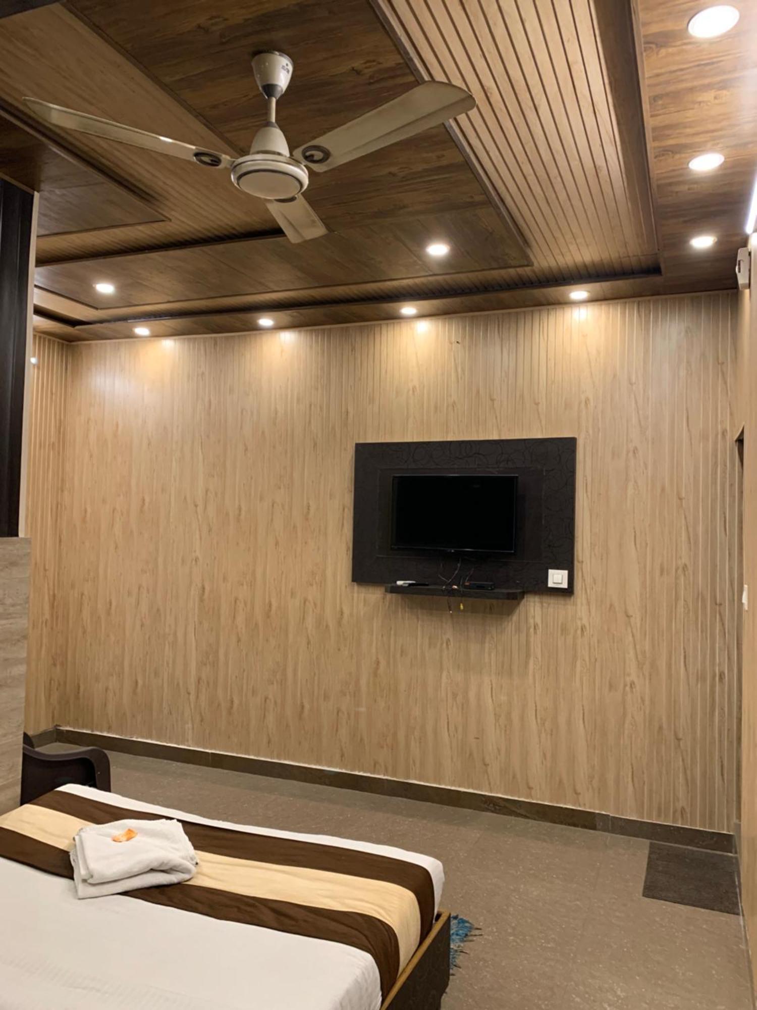 Hotel Pardesi Haridwar Exterior photo